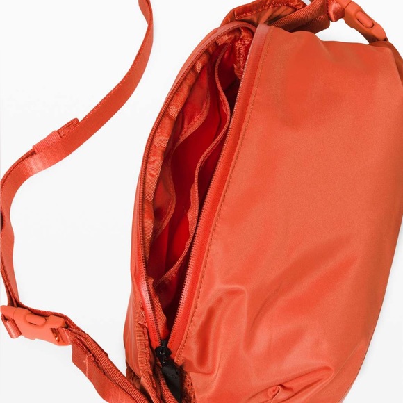 Lululemon All Hours Belt Bag - Picture 3 of 8